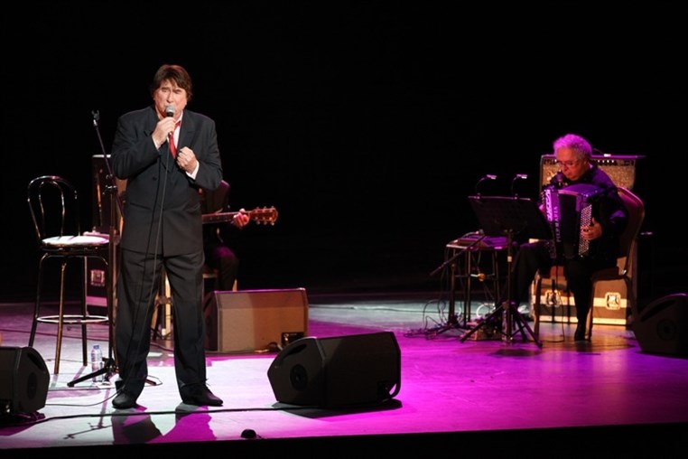 Bernard Sauvat Au Casino Du Liban